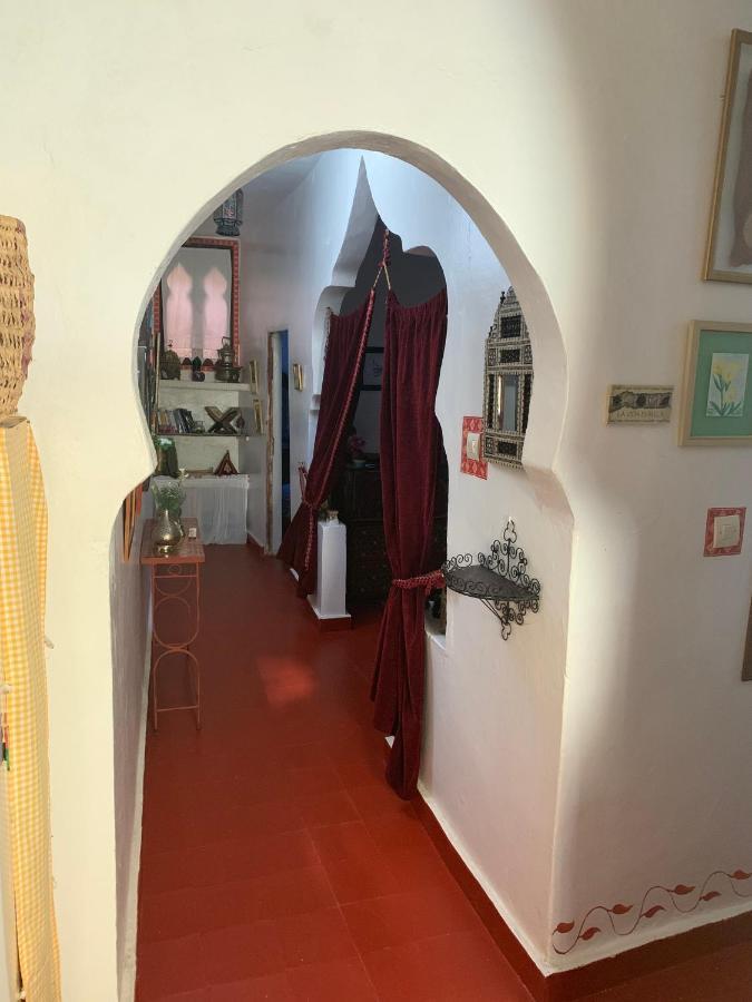 Hathor ,Casa Marroqui Con Dos Terrazas En La Medina Antigua , Ideal Parejas!! Wifi!! Асила Экстерьер фото