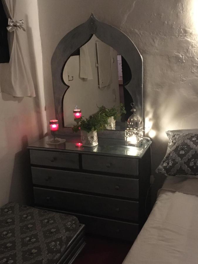 Hathor ,Casa Marroqui Con Dos Terrazas En La Medina Antigua , Ideal Parejas!! Wifi!! Асила Экстерьер фото